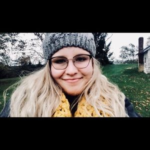 Meet your Posher, Grace